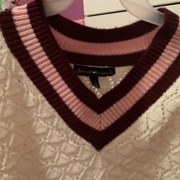 derek heart sweater - Picture 3 of 5